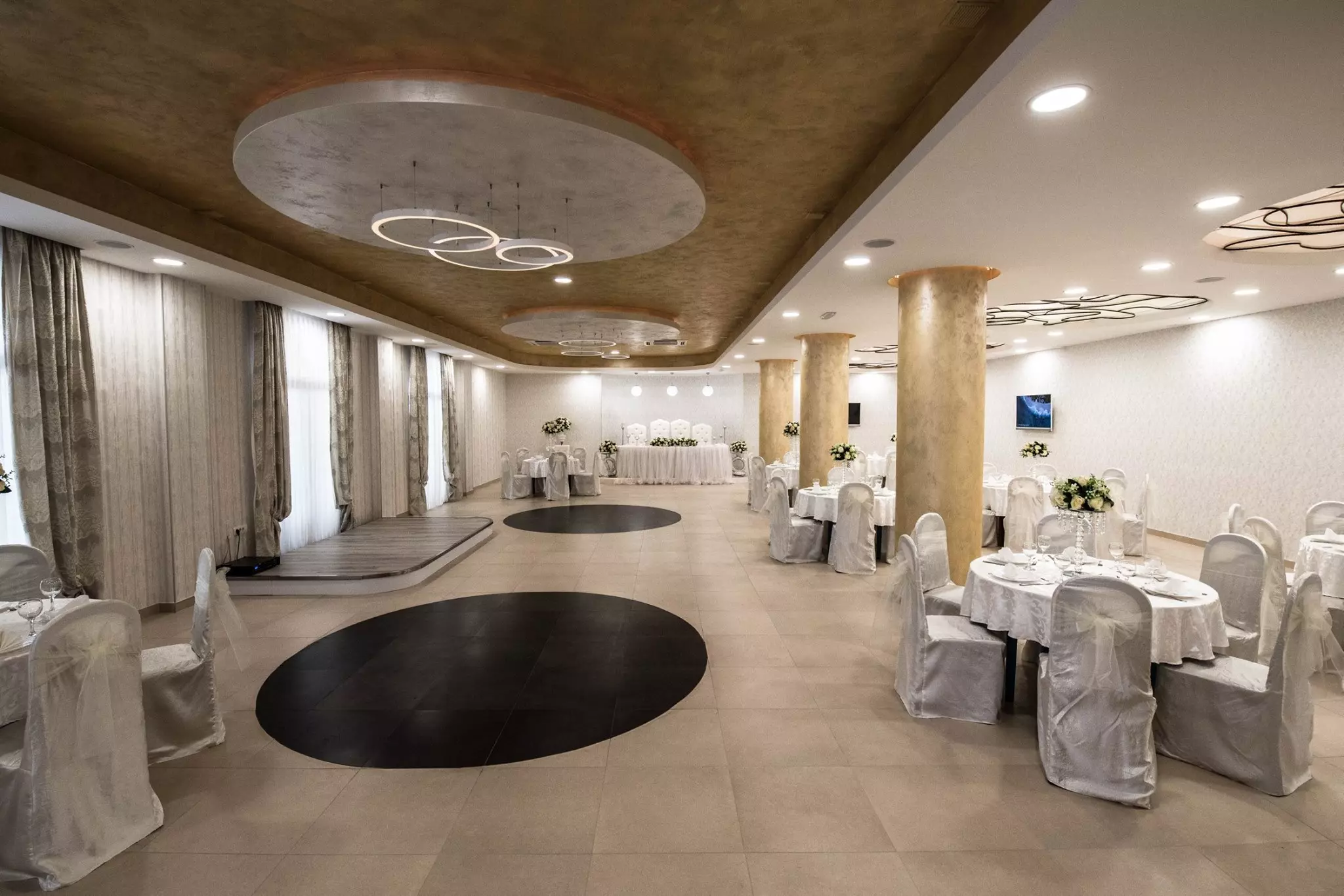 Hotel s restoranom, Sanski Most, BiH