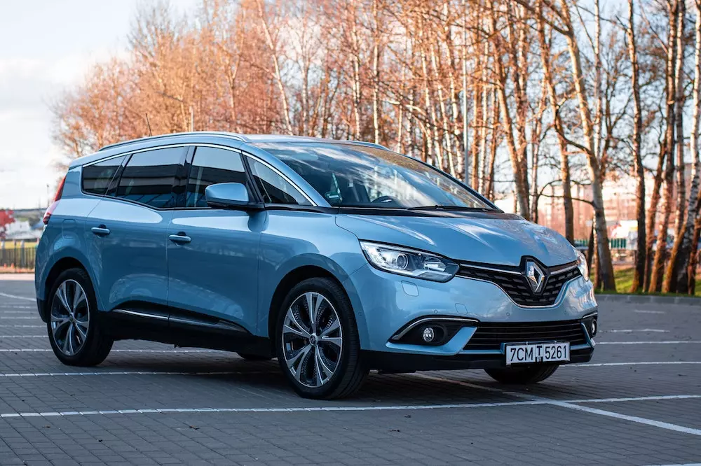 Kupnja automobila 3.jpg