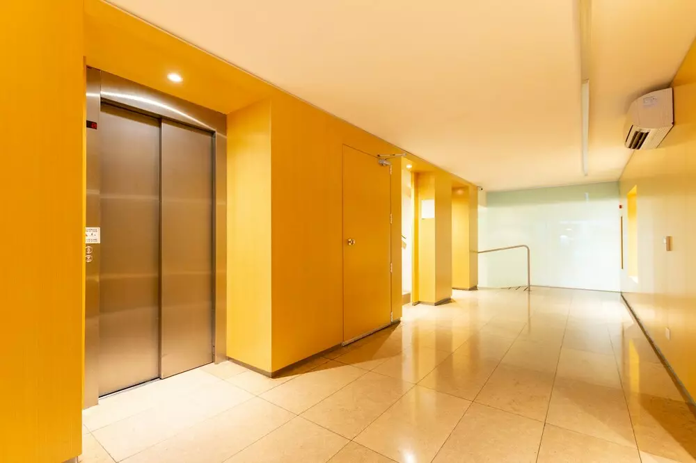Lift 1.jpg