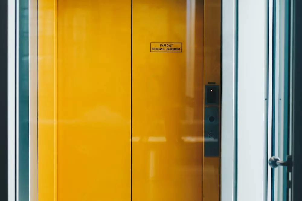 Lift 5.jpg
