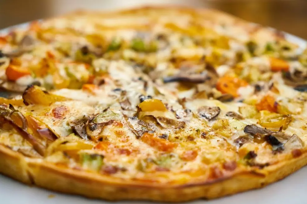 Pizza 2.jpg