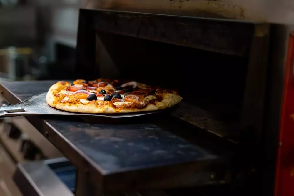 Pizza 5.jpg