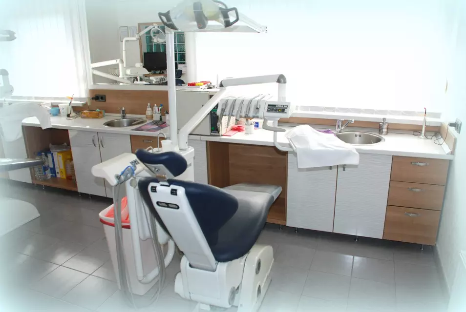 Vađenje zubi Orašje, BiH