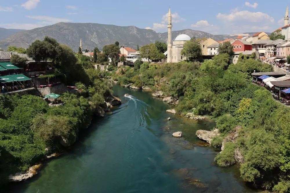 Turistički vodič.jpg